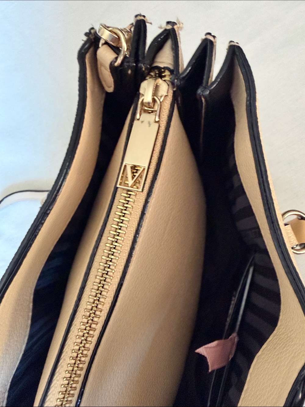 Victoria's Secret Cream Satchel with Snake-Print Accent and Gold Chain Strap - Picture 5 of 10